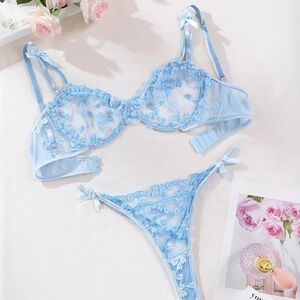 Elegant Light Blue Lace Bra Set